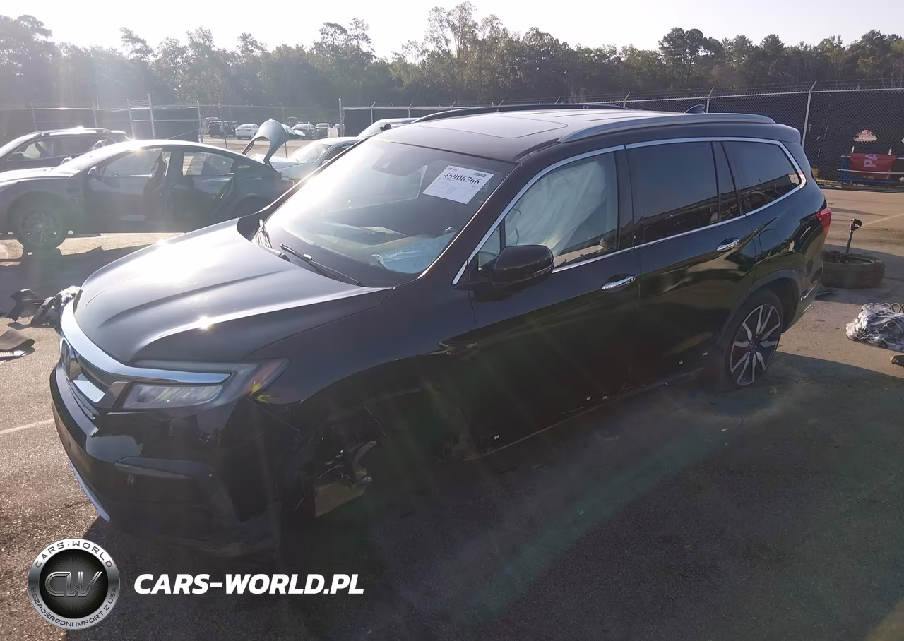 2019 Honda Pilot Touring VIN:5FNYF6H96KB034004 - 2