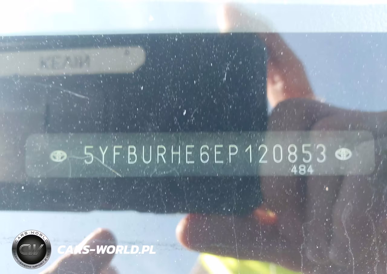 2014 Toyota Corolla S Plus VIN:5YFBURHE6EP120853 - 17