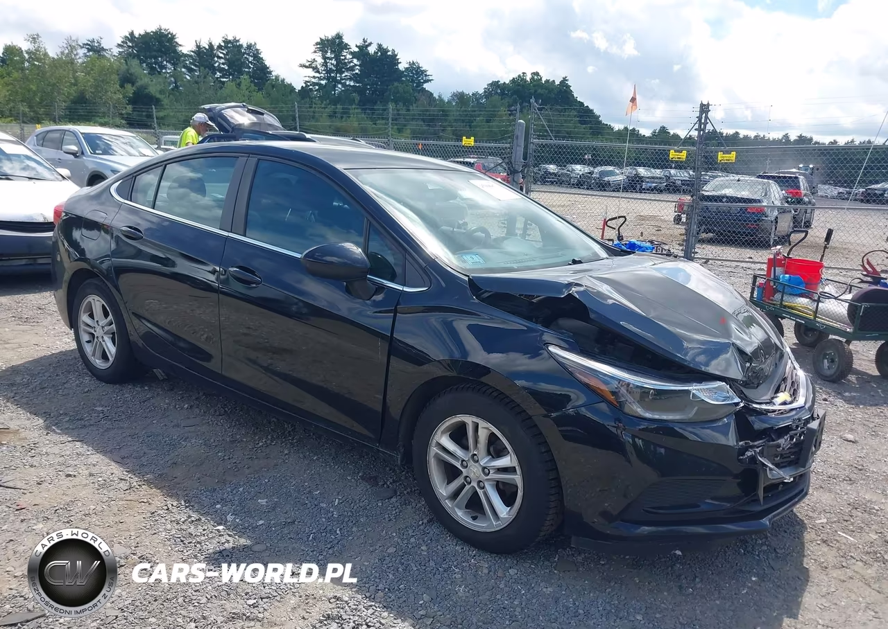 2016 Chevrolet Cruze Lt Auto – zdjęcie 1 z 16