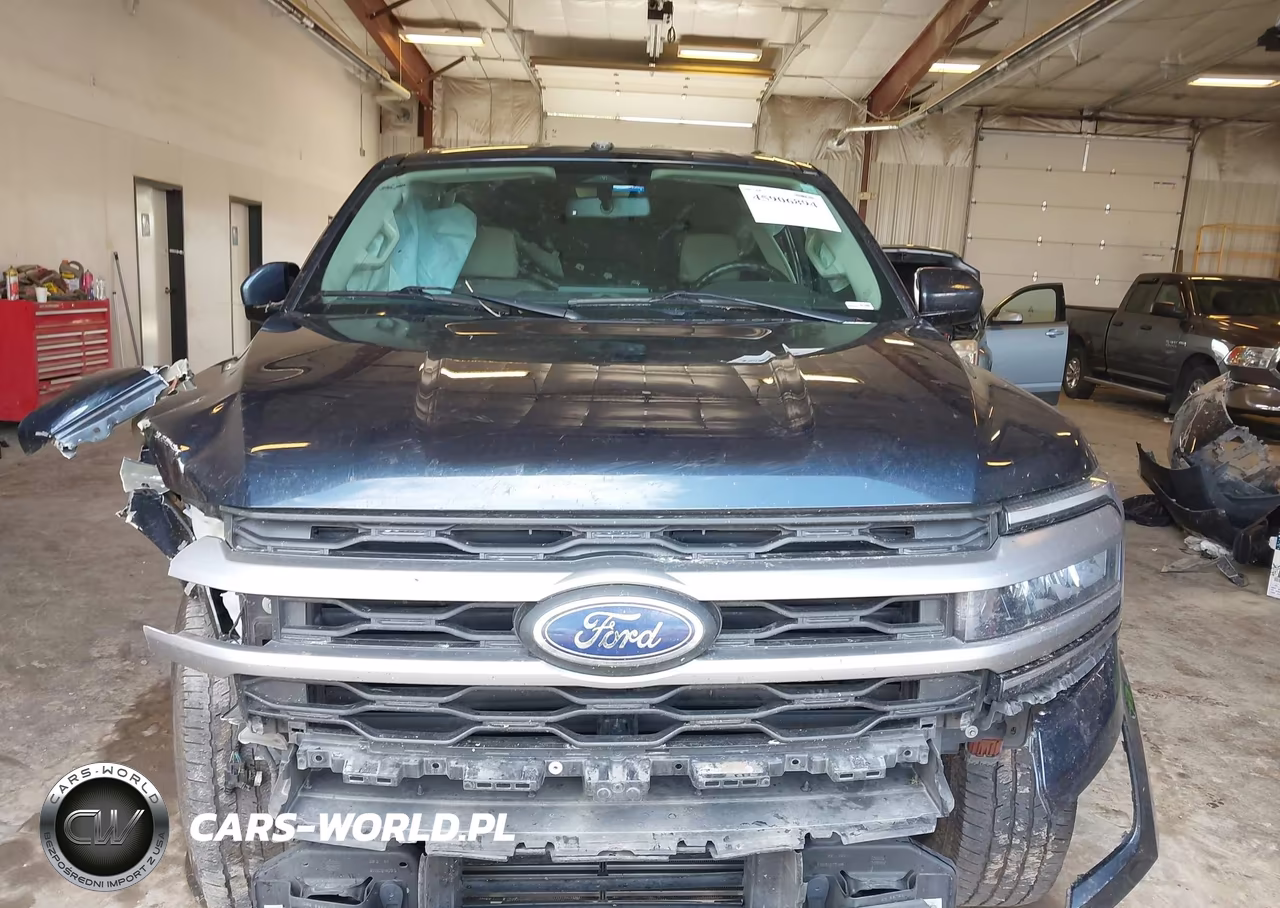 2023 Ford Expedition Xlt VIN:1FMJU1J82PEA35005 - 12