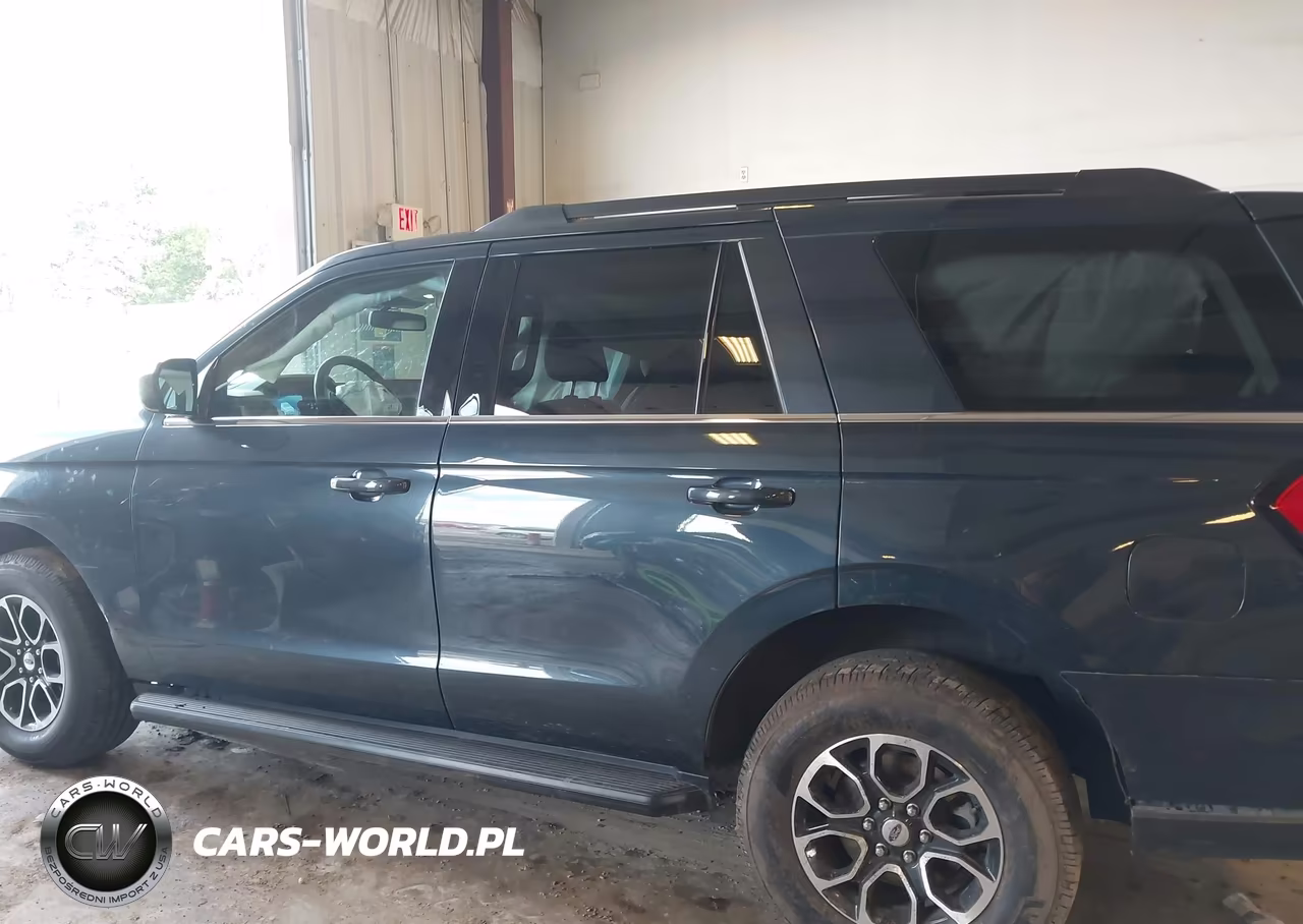 2023 Ford Expedition Xlt VIN:1FMJU1J82PEA35005 - 14