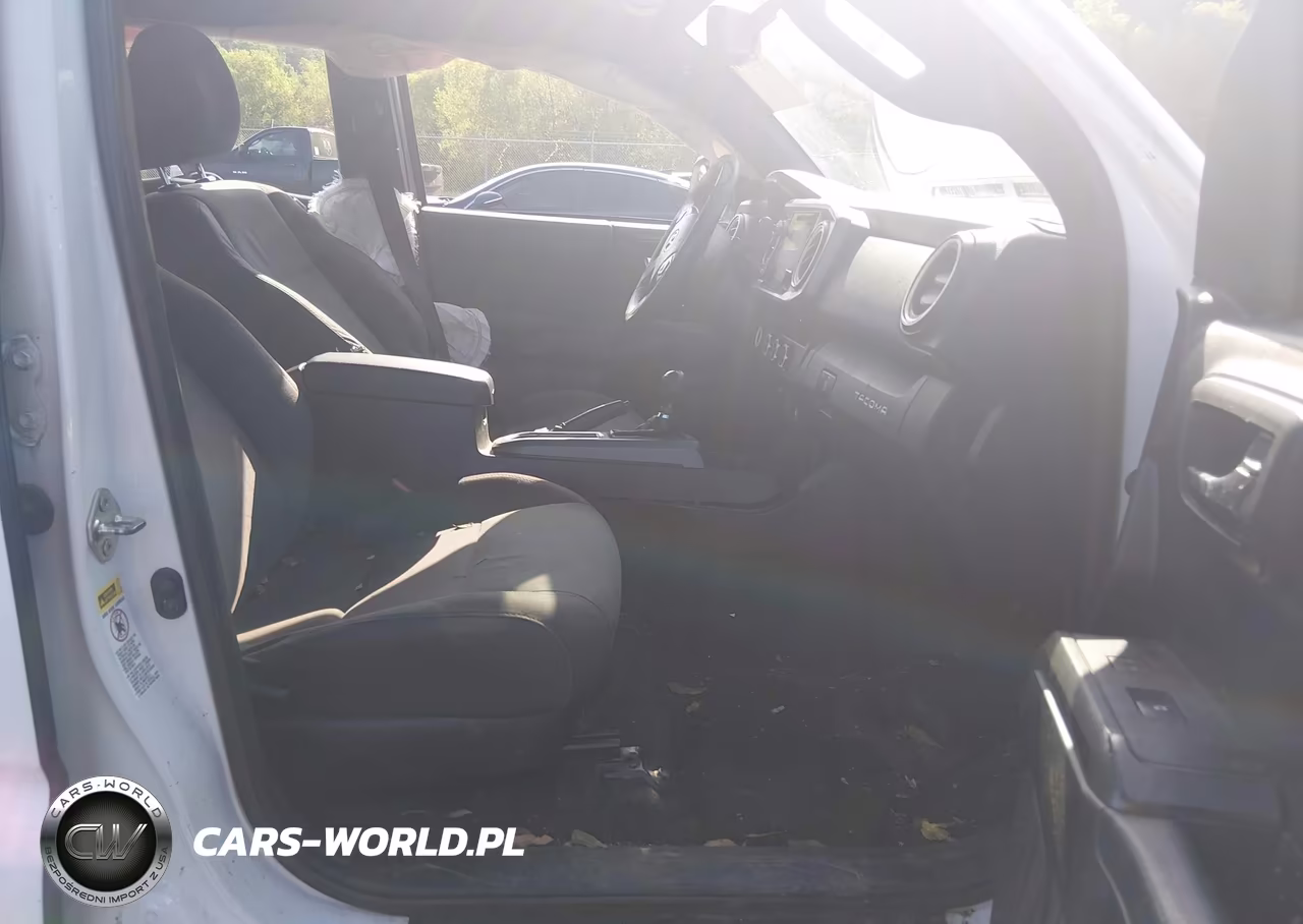 2016 Toyota Tacoma Trd Sport VIN:5TFAZ5CN8GX012106 - 5