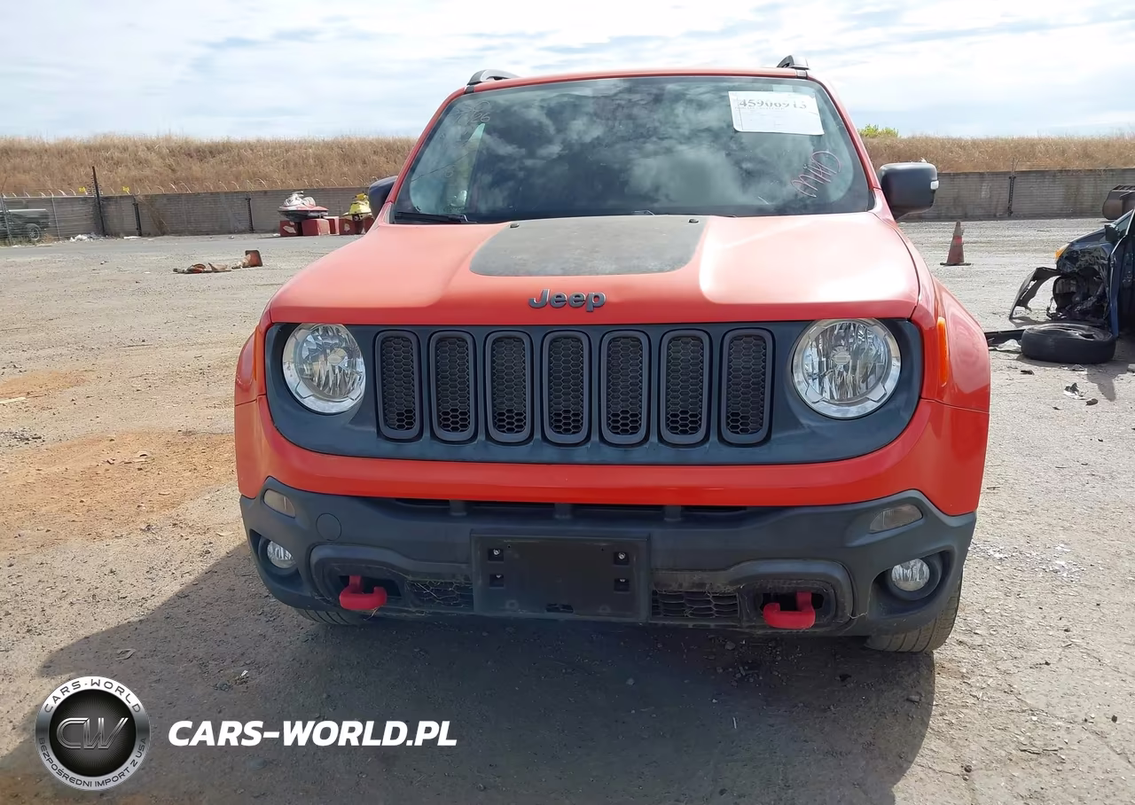 2015 Jeep Renegade Trailhawk VIN:ZACCJBCTXFPC18266 - 12