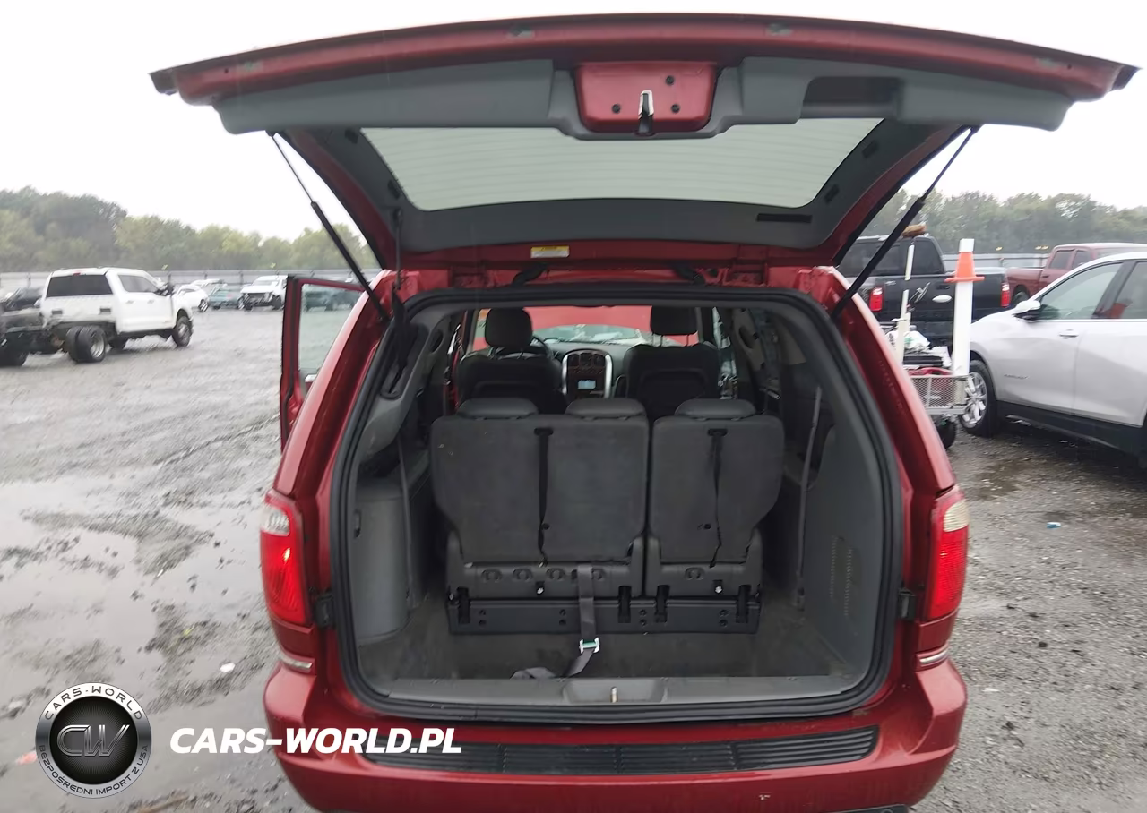 2007 Chrysler Town & Country Limited VIN:2A4GP64L07R359490 - 17