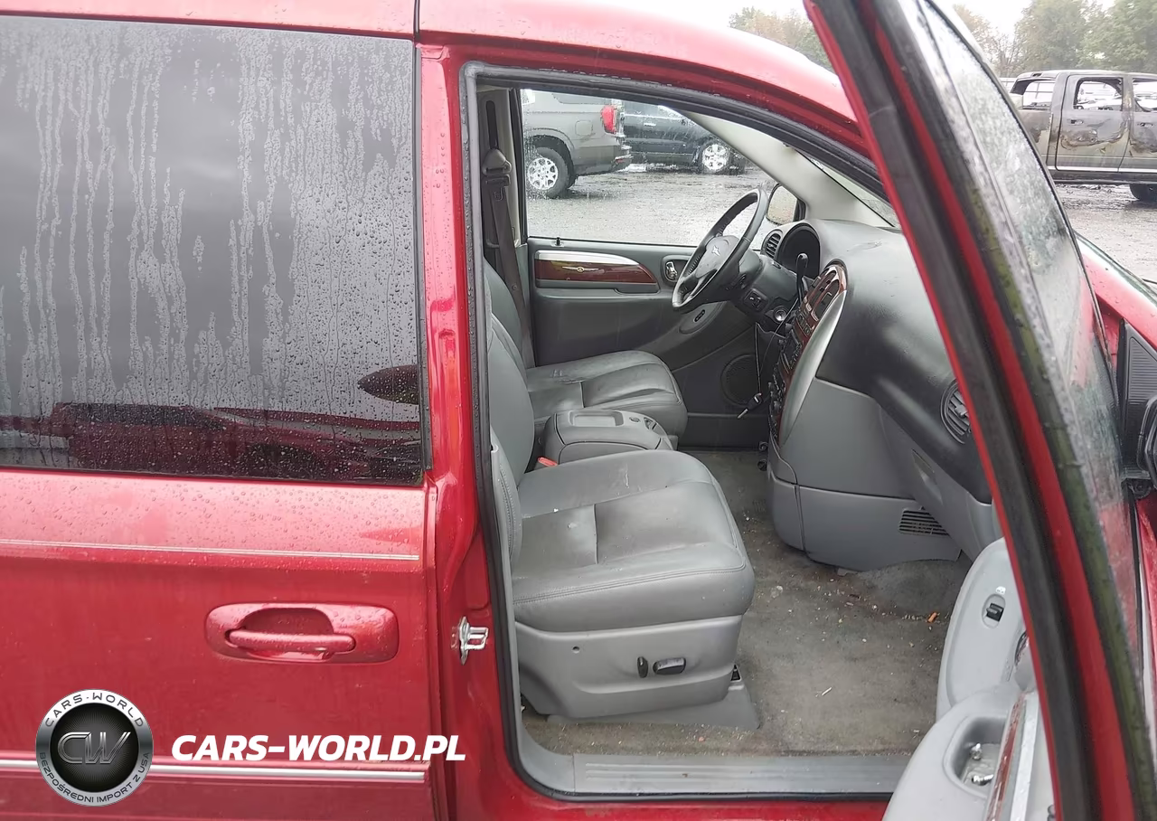 2007 Chrysler Town & Country Limited VIN:2A4GP64L07R359490 - 5