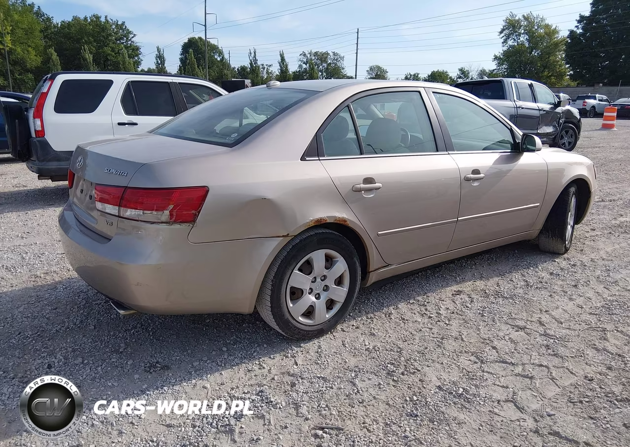 2008 Hyundai Sonata Gls V6 VIN:5NPET46F28H316272 - 4
