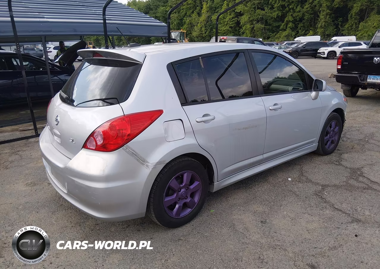 2010 Nissan Versa 1.8Sl VIN:3N1BC1CP2AL408103 - 4