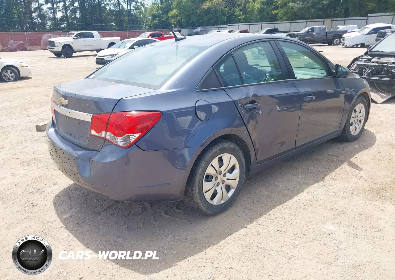2013 Chevrolet Cruze Ls Auto VIN:1G1PA5SH2D7311253 - 4
