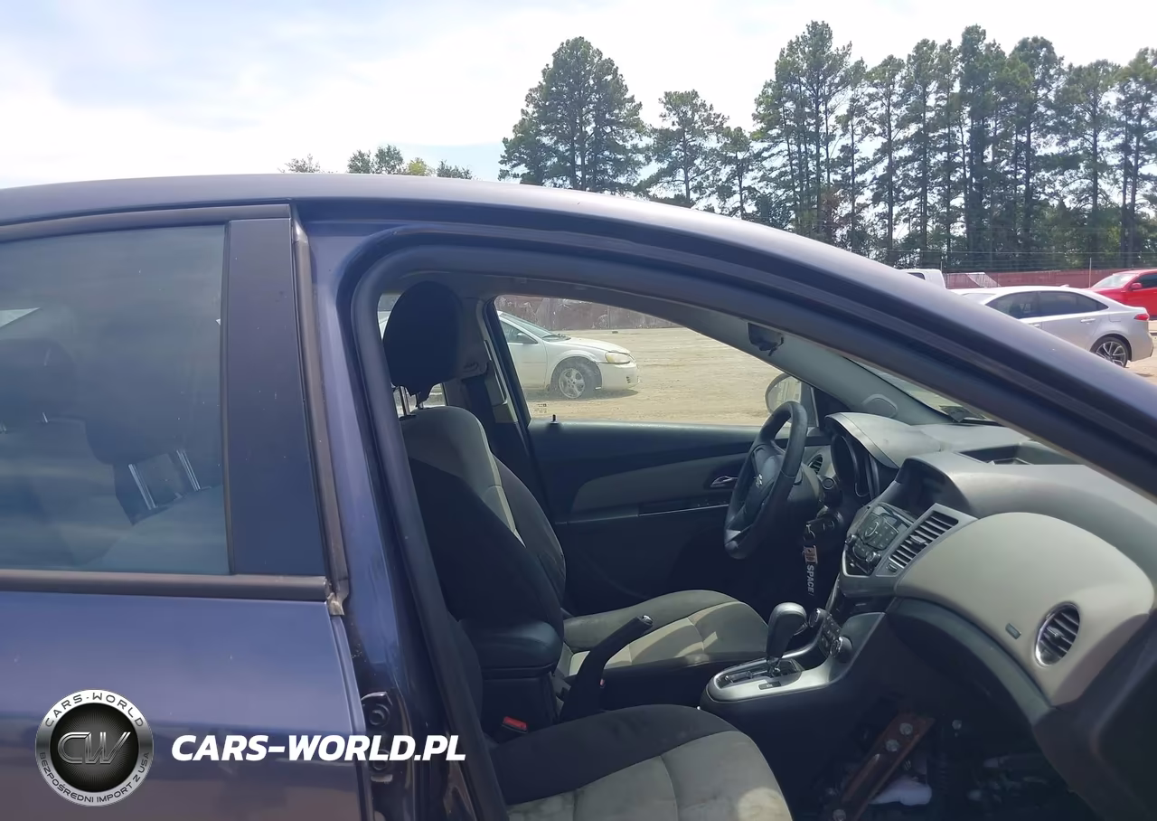 2013 Chevrolet Cruze Ls Auto VIN:1G1PA5SH2D7311253 - 5