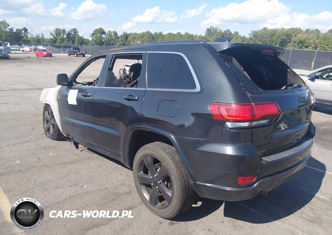 2015 Jeep Grand Cherokee Altitude VIN:1C4RJFAG8FC195937 - 3