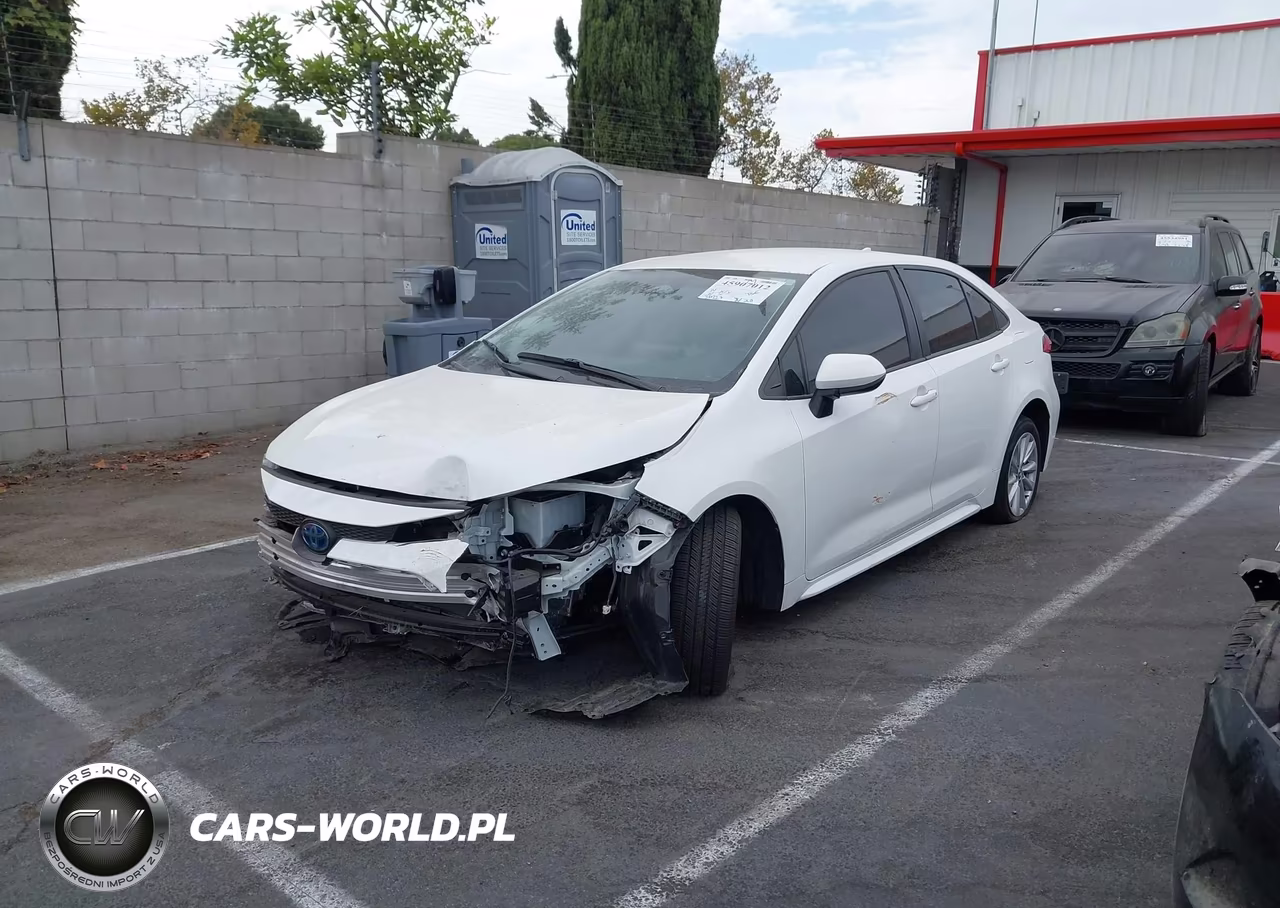 2025 Toyota Corolla Hybrid Le VIN:JTDBCMFE5SJ047113 - 2