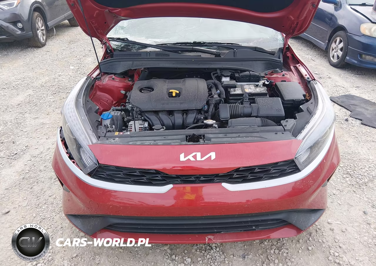 2024 Kia Forte Lxs VIN:3KPF24ADXRE719032 - 10