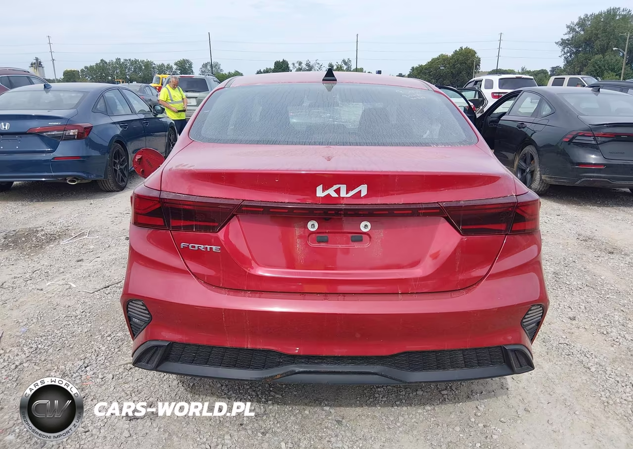 2024 Kia Forte Lxs VIN:3KPF24ADXRE719032 - 16