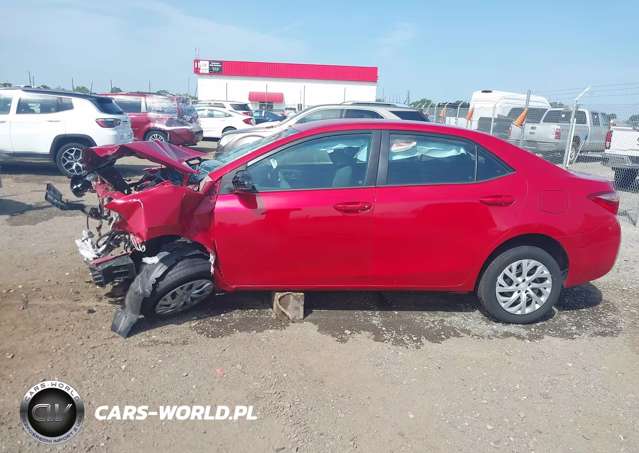 2017 Toyota Corolla Le VIN:5YFBURHE7HP632643 - 15