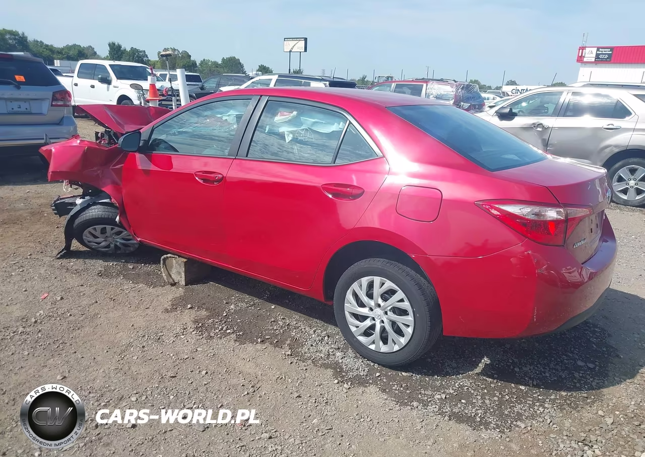 2017 Toyota Corolla Le VIN:5YFBURHE7HP632643 - 3