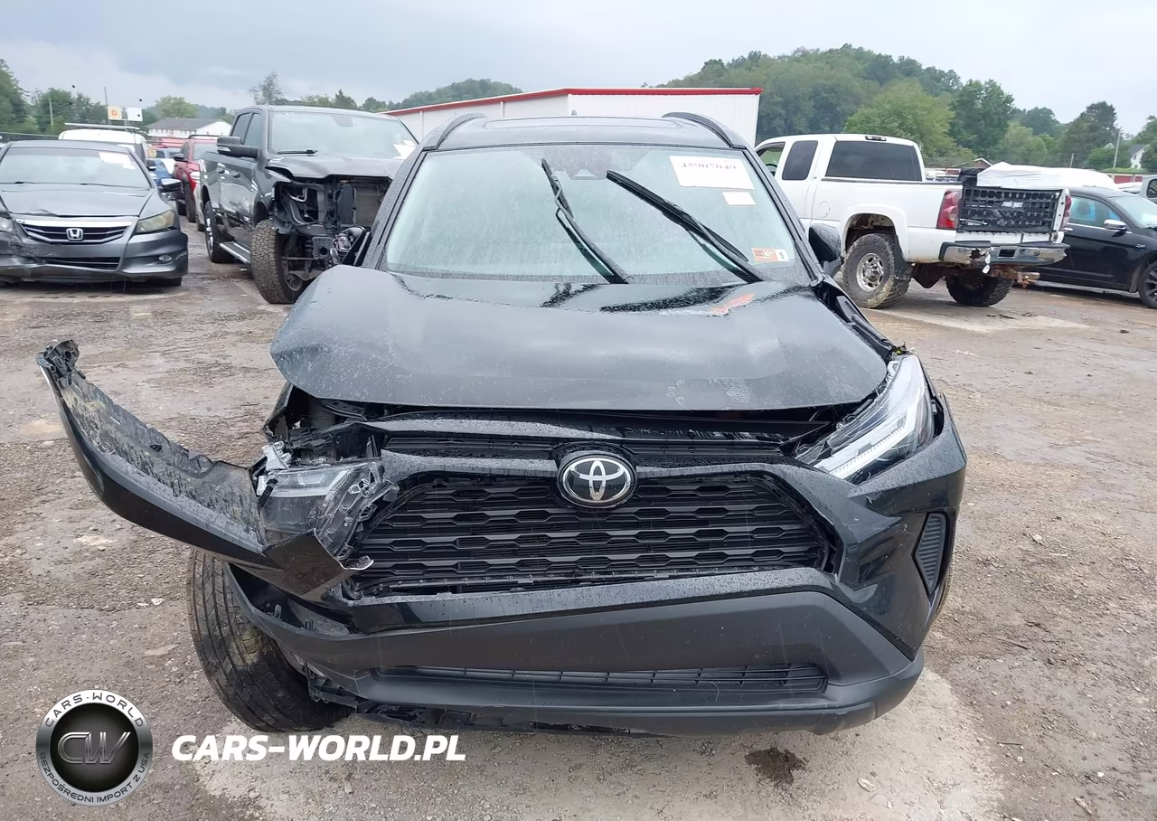2025 Toyota Rav4 Xle VIN:2T3P1RFV9SW546121 - 13