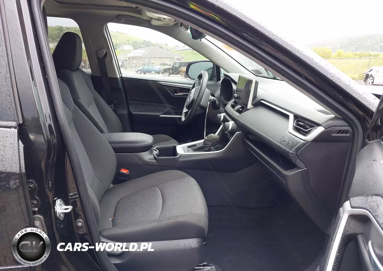 2025 Toyota Rav4 Xle VIN:2T3P1RFV9SW546121 - 5