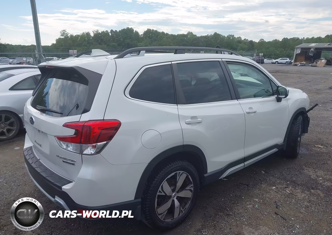 2020 Subaru Forester Touring VIN:JF2SKAXC9LH412143 - 4