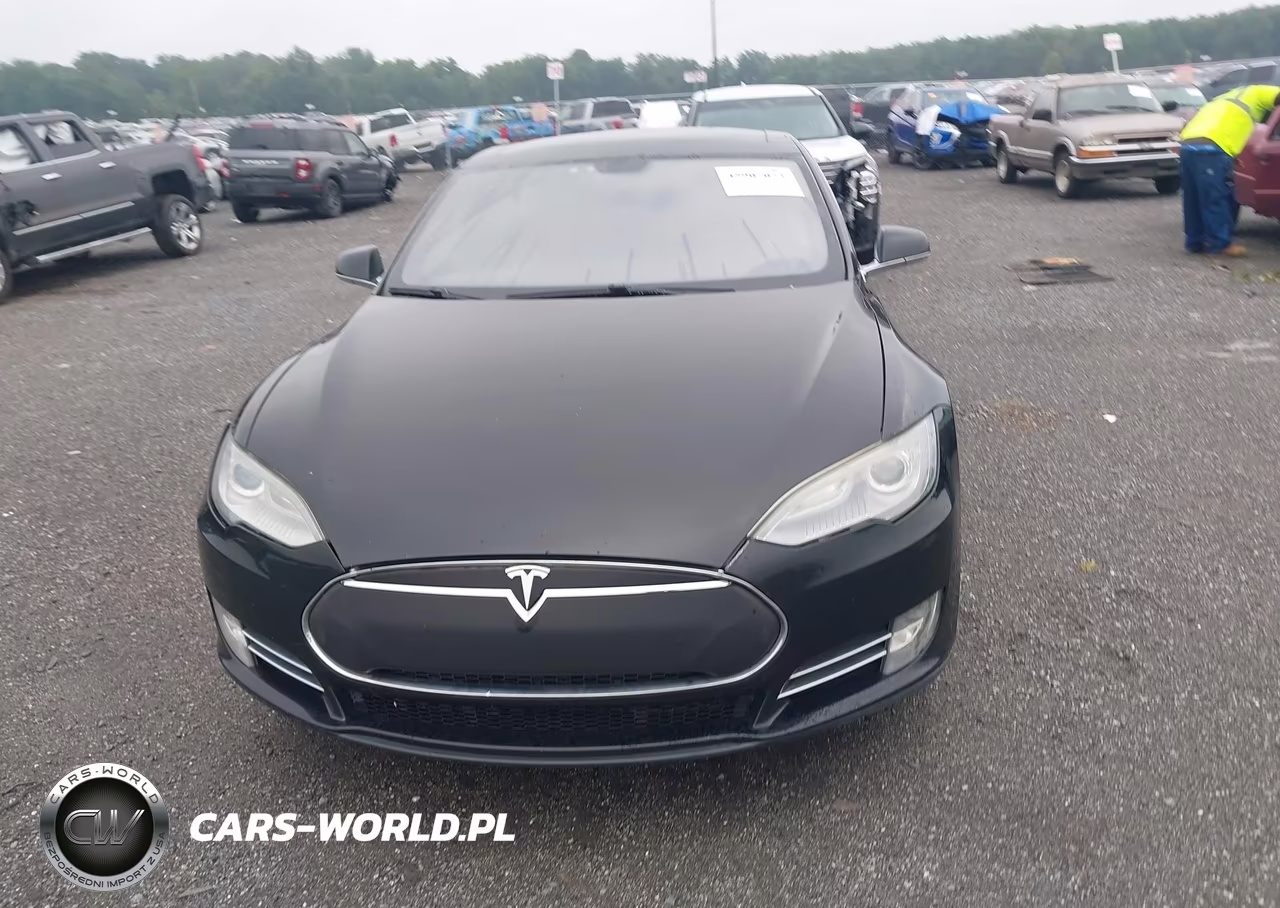 2013 Tesla Model S VIN:5YJSA1CG2DFP14630 - 12