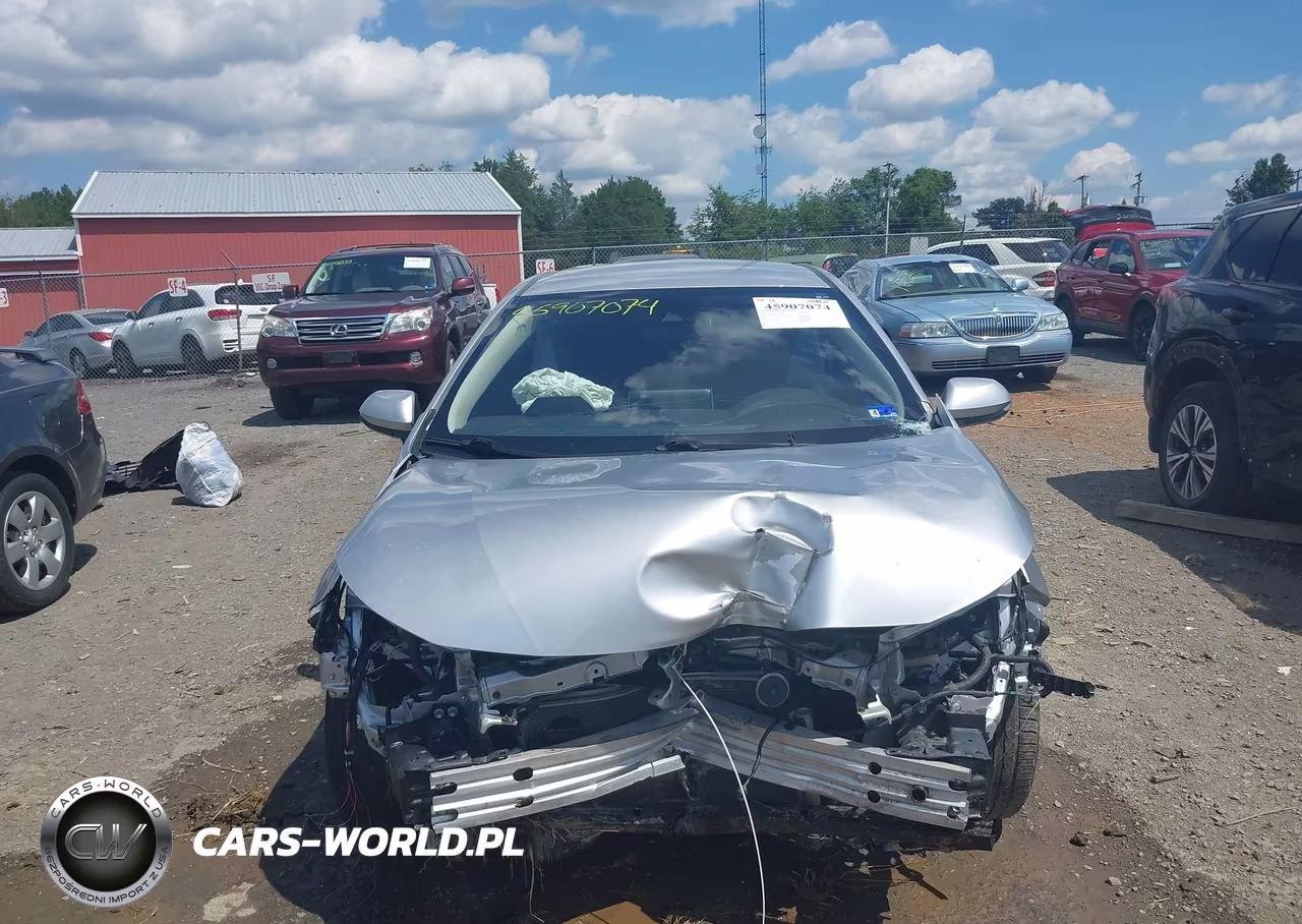 2020 Toyota Corolla Le VIN:JTDEPRAE2LJ114662 - 13