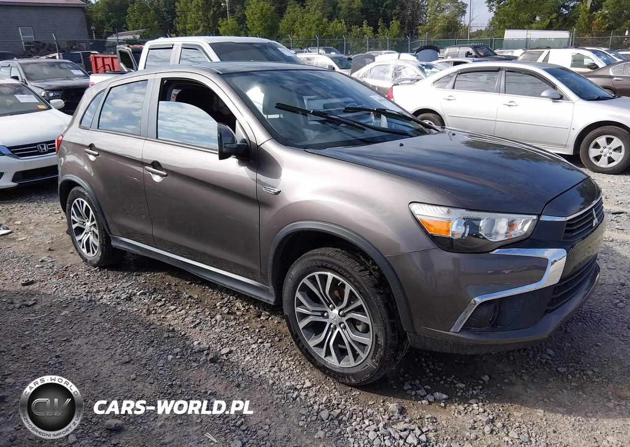 2017 Mitsubishi Outlander Sport 2.0 Le – zdjęcie 1 z 15