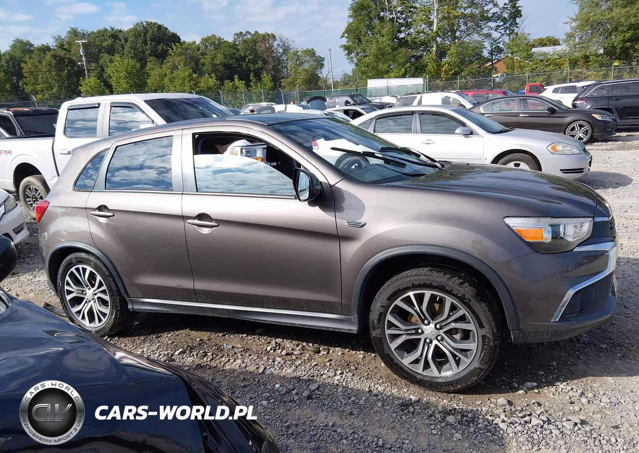 2017 Mitsubishi Outlander Sport 2.0 Le VIN:JA4AR3AU0HZ030419 - 12