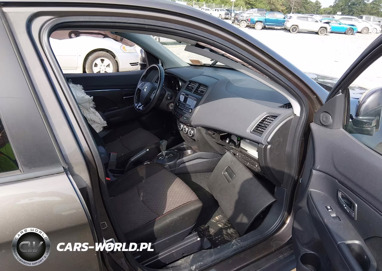 2017 Mitsubishi Outlander Sport 2.0 Le VIN:JA4AR3AU0HZ030419 - 5