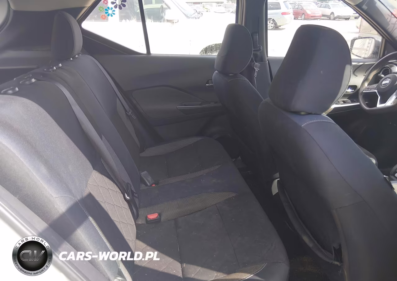 2018 Nissan Kicks Sv VIN:3N1CP5CU4JL538633 - 8