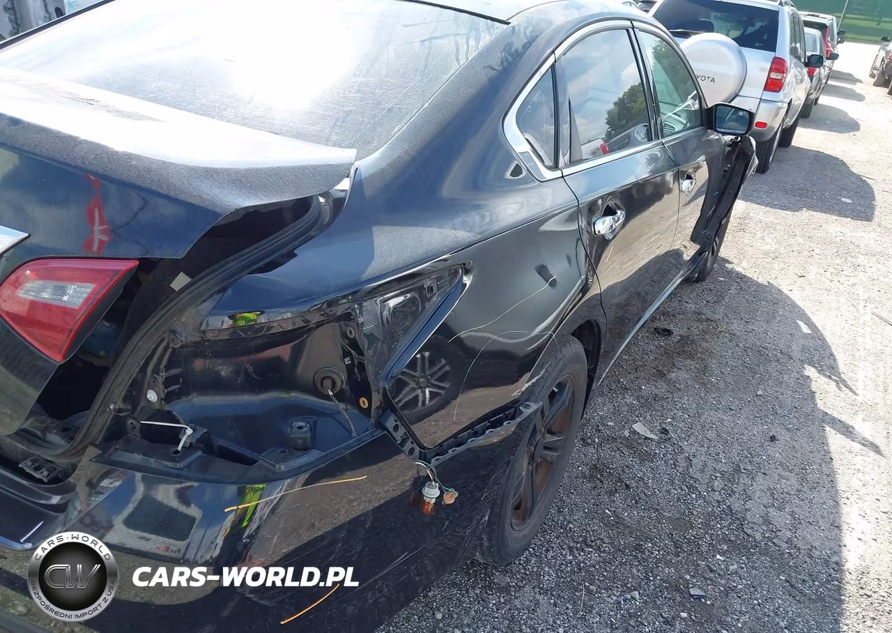 2018 Nissan Altima 2.5 S VIN:1N4AL3AP9JC121849 - 22
