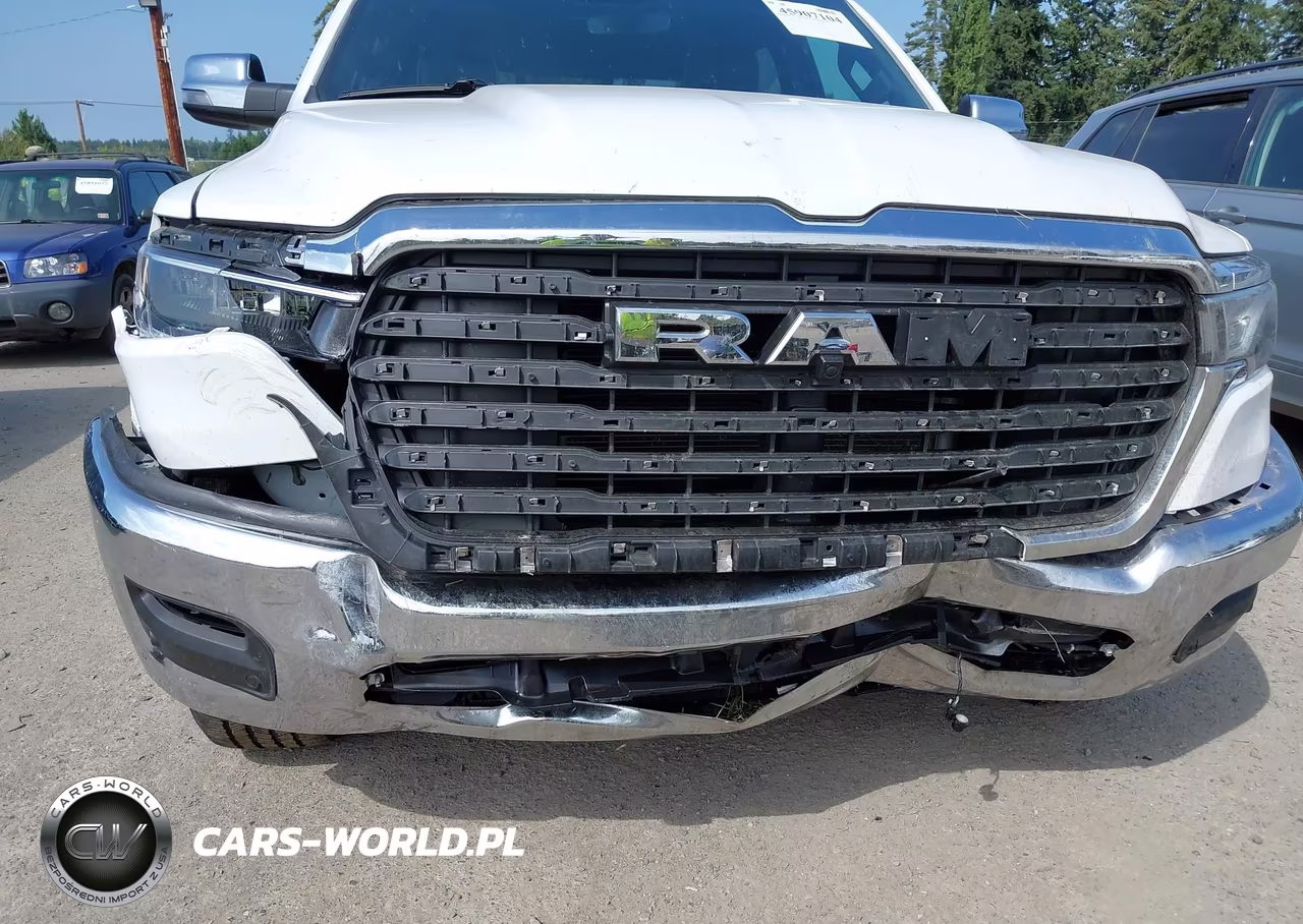 2026 Ram 1500 Laramie 4X4 5'7 Box VIN:3C6SRFJP8T4159449 - 18