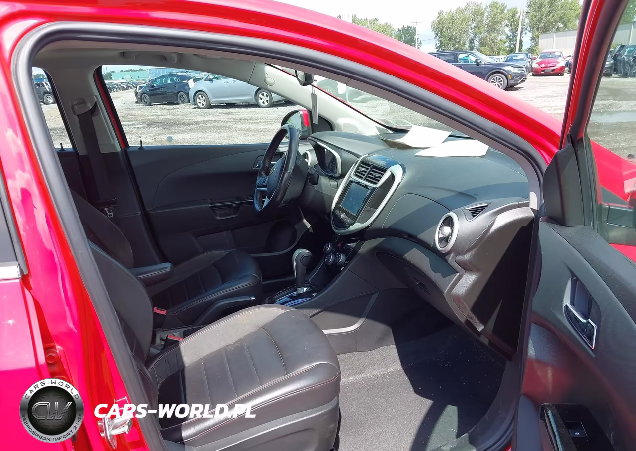 2017 Chevrolet Sonic Premier Auto VIN:1G1JF6SB7H4138653 - 5