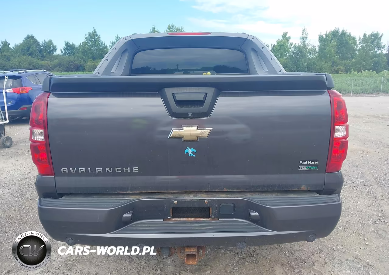 2011 Chevrolet Avalanche 1500 Ltz VIN:3GNTKGE3XBG116962 - 17
