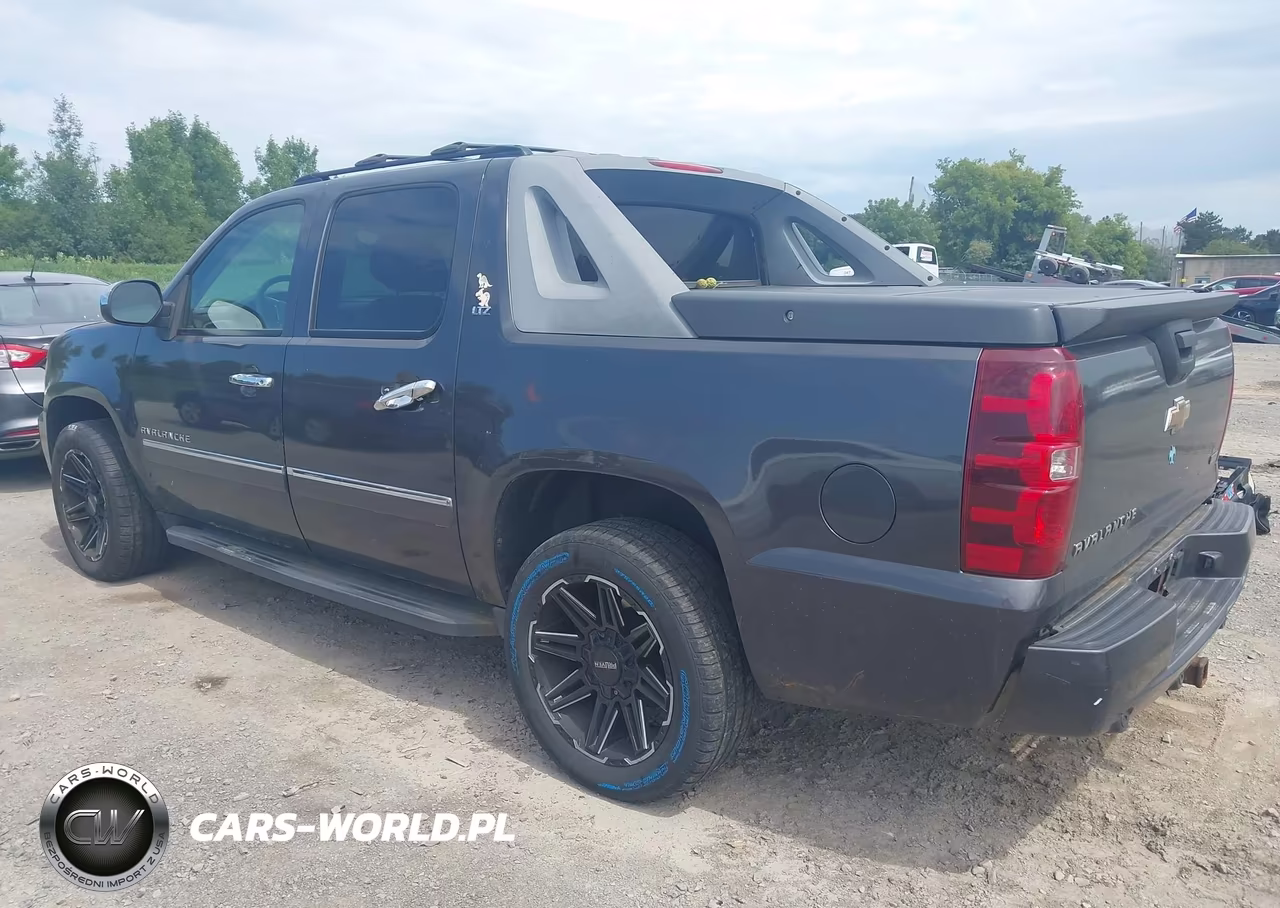 2011 Chevrolet Avalanche 1500 Ltz VIN:3GNTKGE3XBG116962 - 3