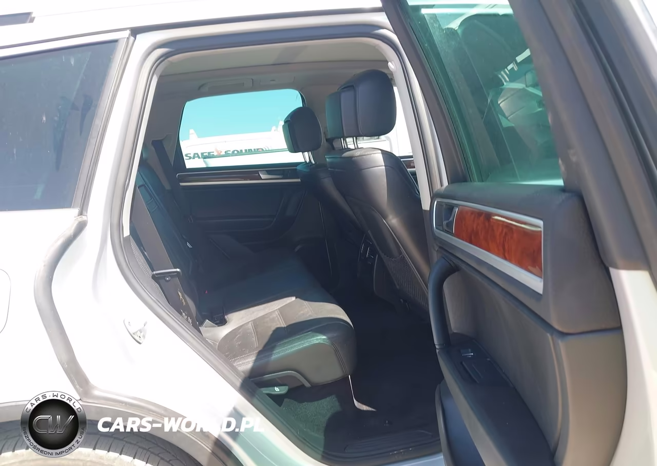 2012 Volkswagen Touareg Vr6 Lux VIN:WVGFF9BP2CD004518 - 8
