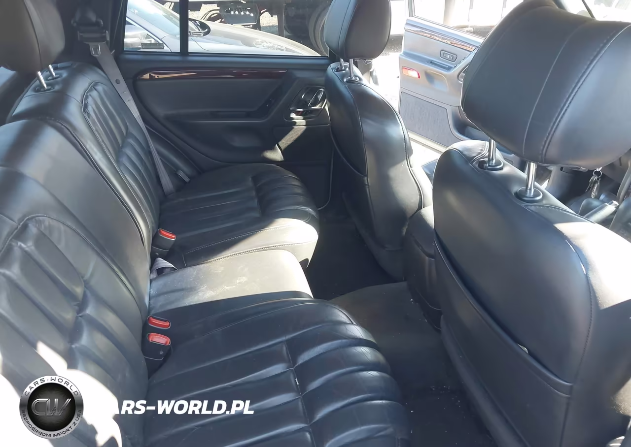 2000 Jeep Grand Cherokee Limited VIN:1J4GW58S4YC349506 - 8