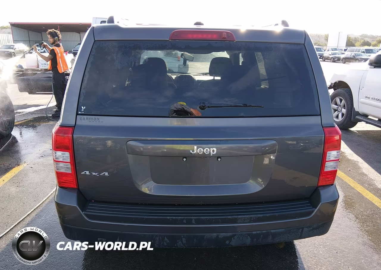 2017 Jeep Patriot Sport VIN:1C4NJRBBXHD111259 - 16