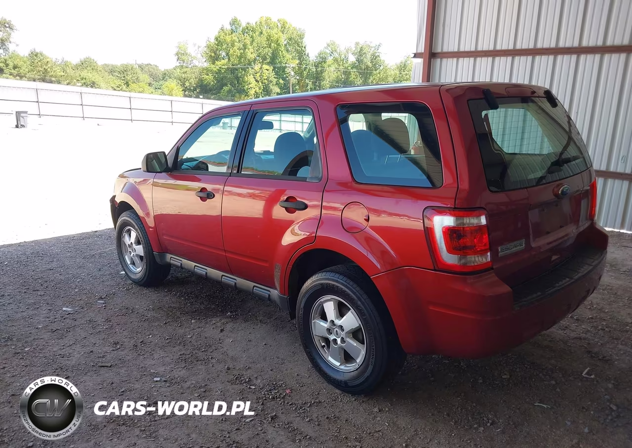 2012 Ford Escape Xls VIN:1FMCU0C72CKB26987 - 3