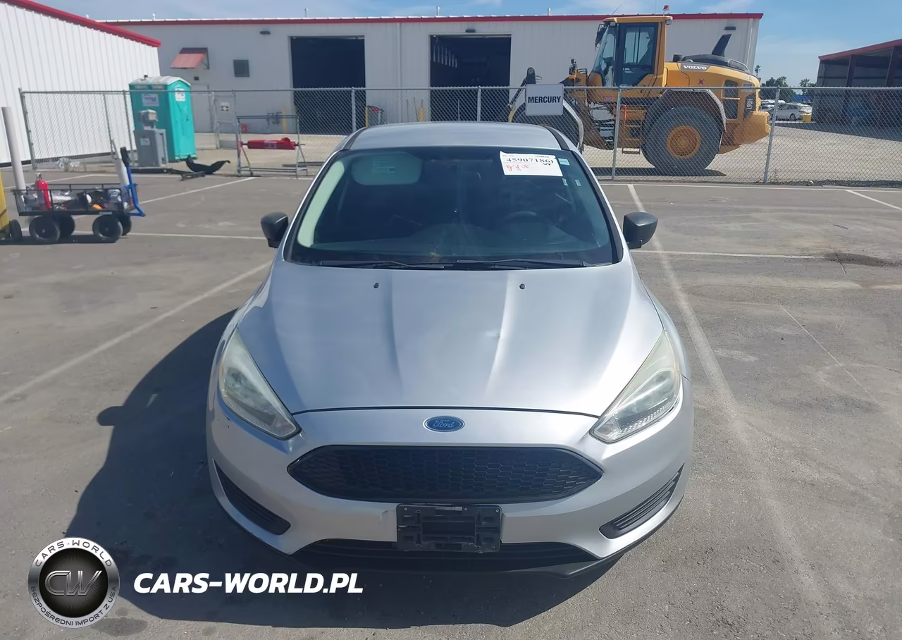 2016 Ford Focus S VIN:1FADP3E29GL276233 - 12