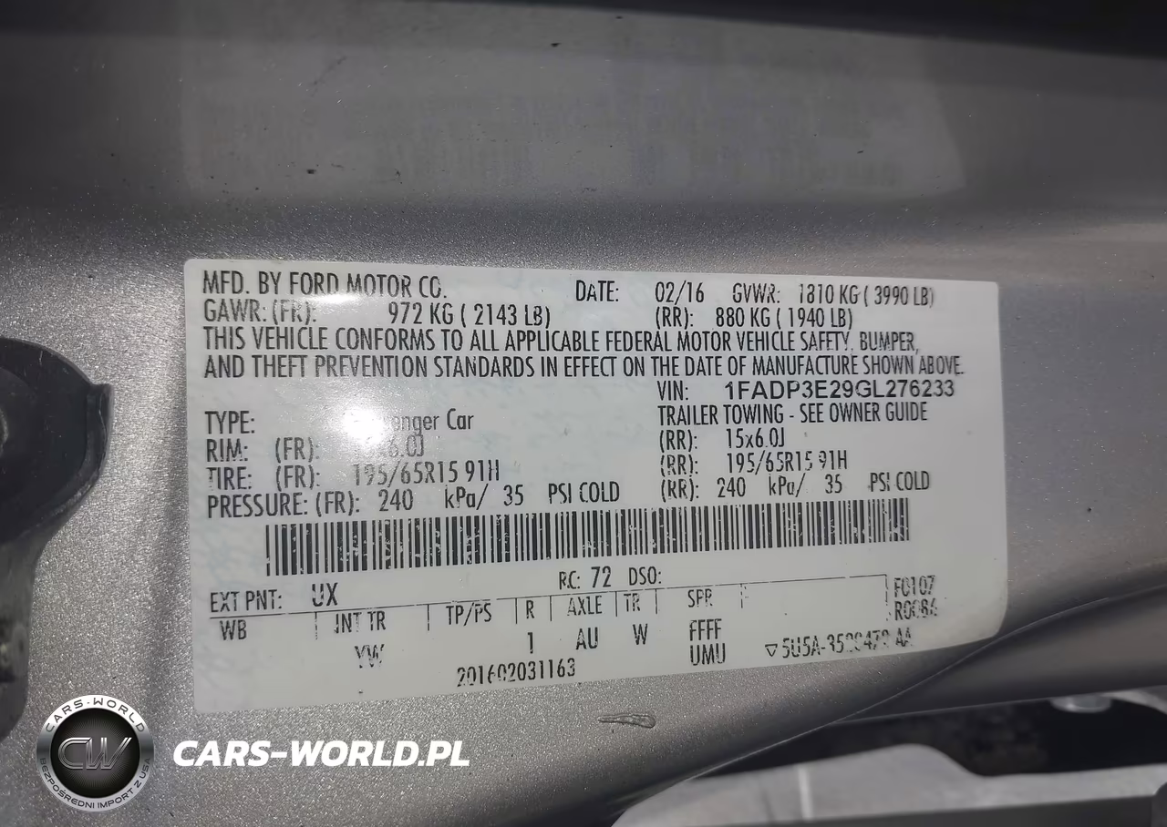 2016 Ford Focus S VIN:1FADP3E29GL276233 - 9