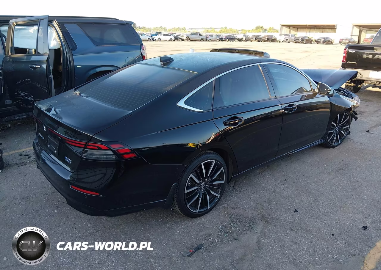 2024 Honda Accord Hybrid Touring VIN:1HGCY2F89RA092197 - 4