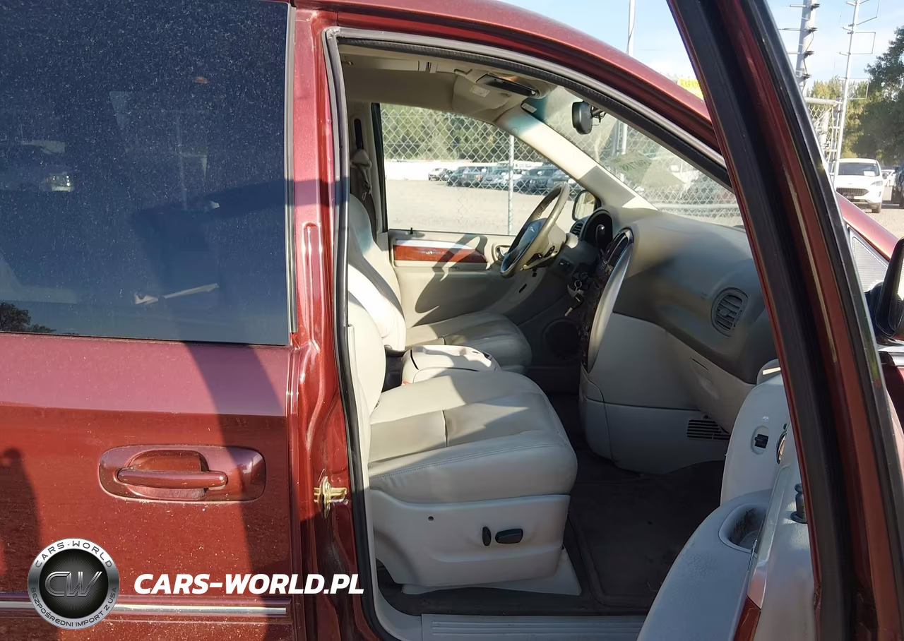 2007 Chrysler Town & Country Limited VIN:2A8GP64L47R161557 - 5