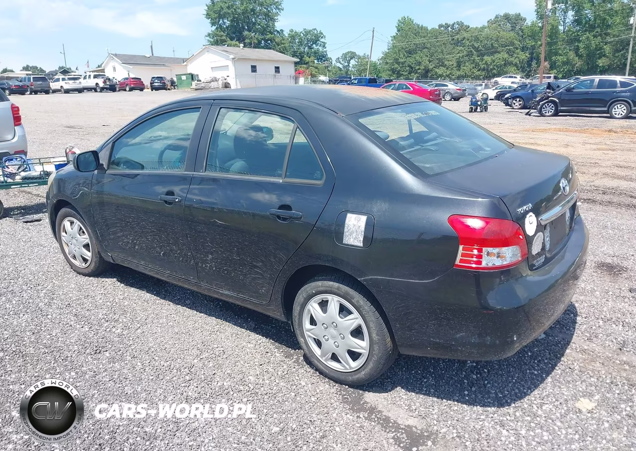 2010 Toyota Yaris VIN:JTDBT4K32A1360557 - 3