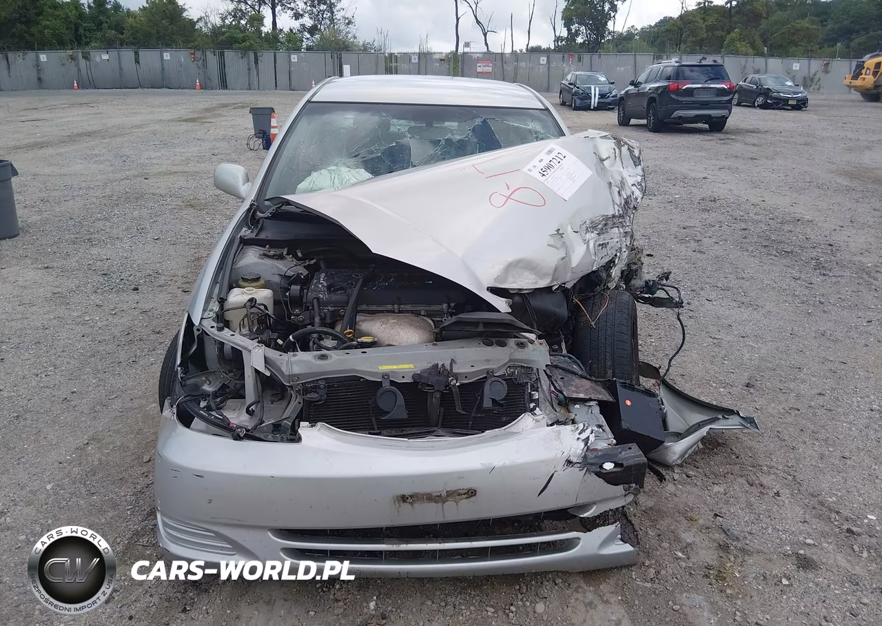 2003 Toyota Camry Le VIN:4T1BE32K33U783706 - 12