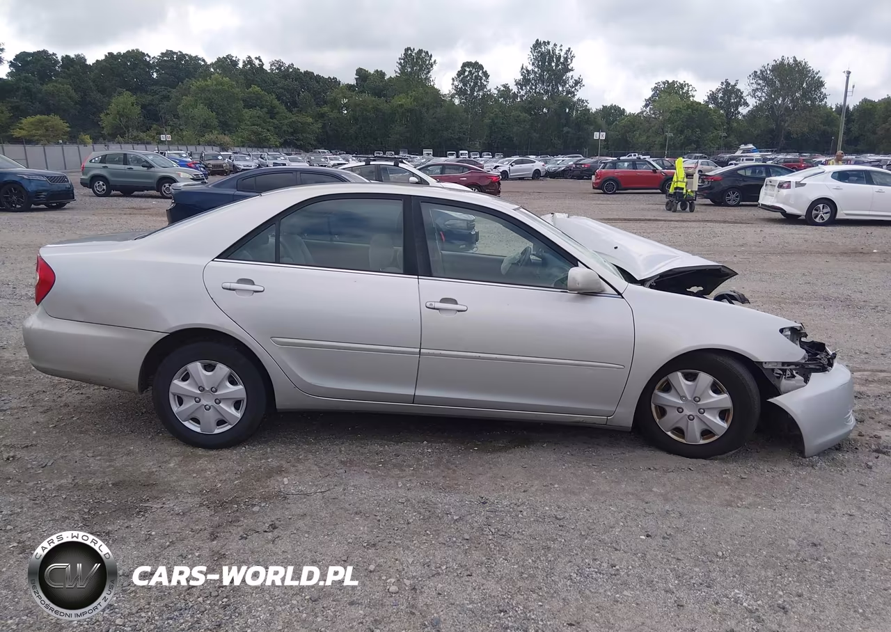 2003 Toyota Camry Le VIN:4T1BE32K33U783706 - 13