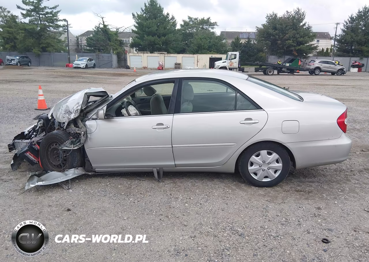 2003 Toyota Camry Le VIN:4T1BE32K33U783706 - 14