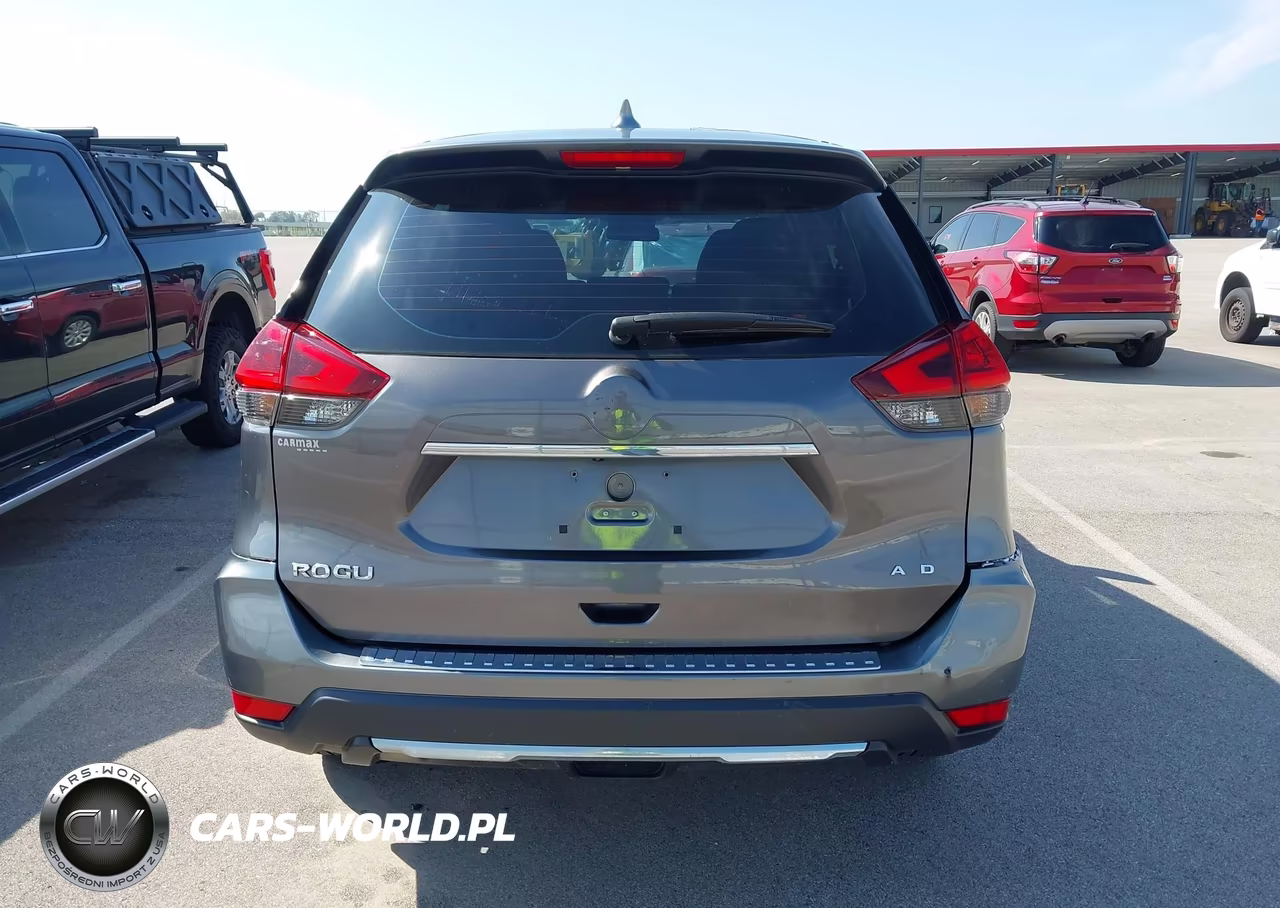 2018 Nissan Rogue S VIN:KNMAT2MV1JP505602 - 16