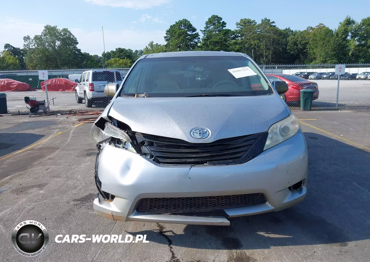 2014 Toyota Sienna Le V6 8 Passenger VIN:5TDKK3DC6ES474547 - 12