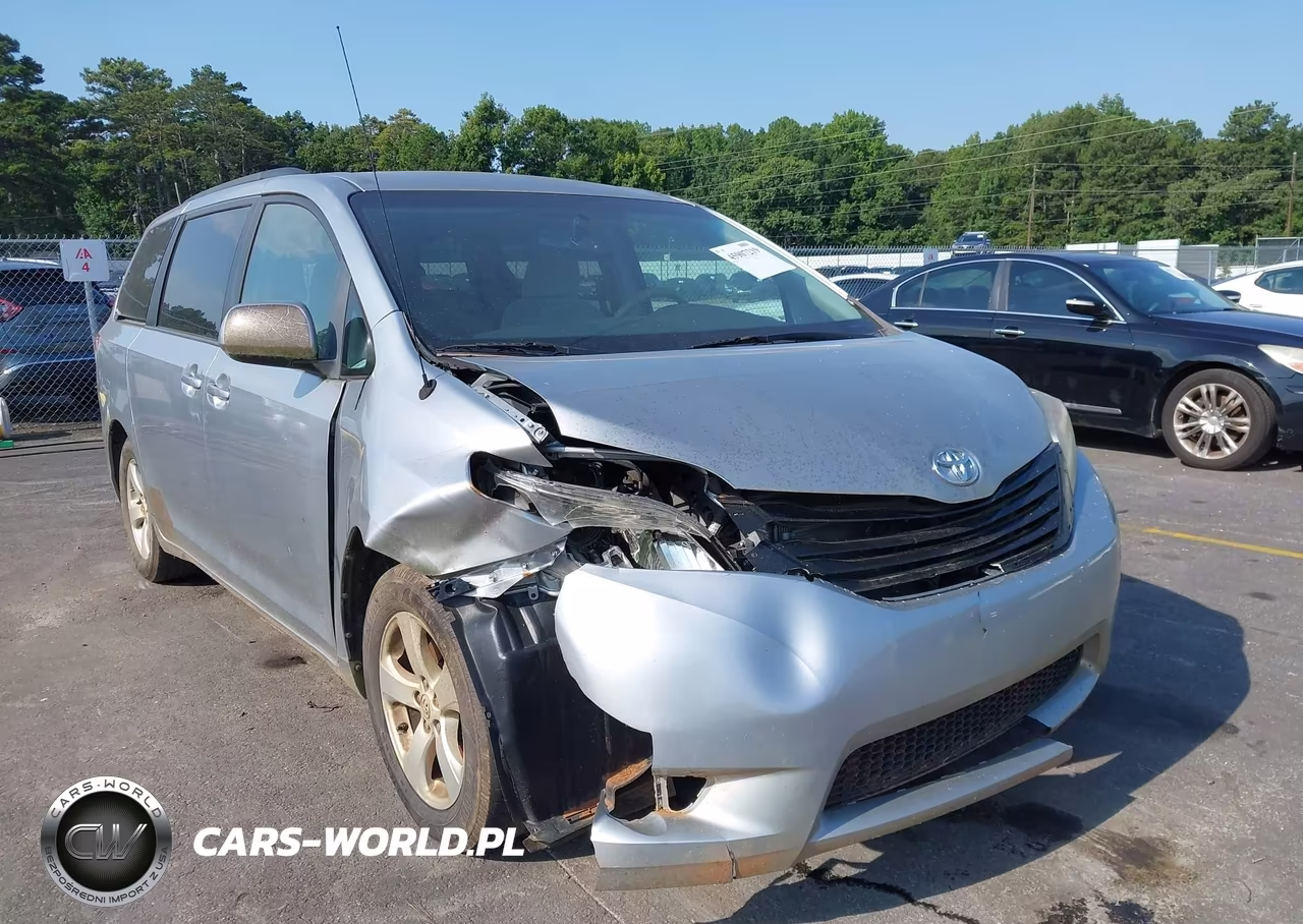2014 Toyota Sienna Le V6 8 Passenger VIN:5TDKK3DC6ES474547 - 6