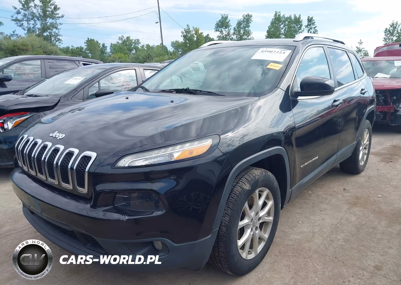 2016 Jeep Cherokee Latitude VIN:1C4PJMCS1GW156099 - 6