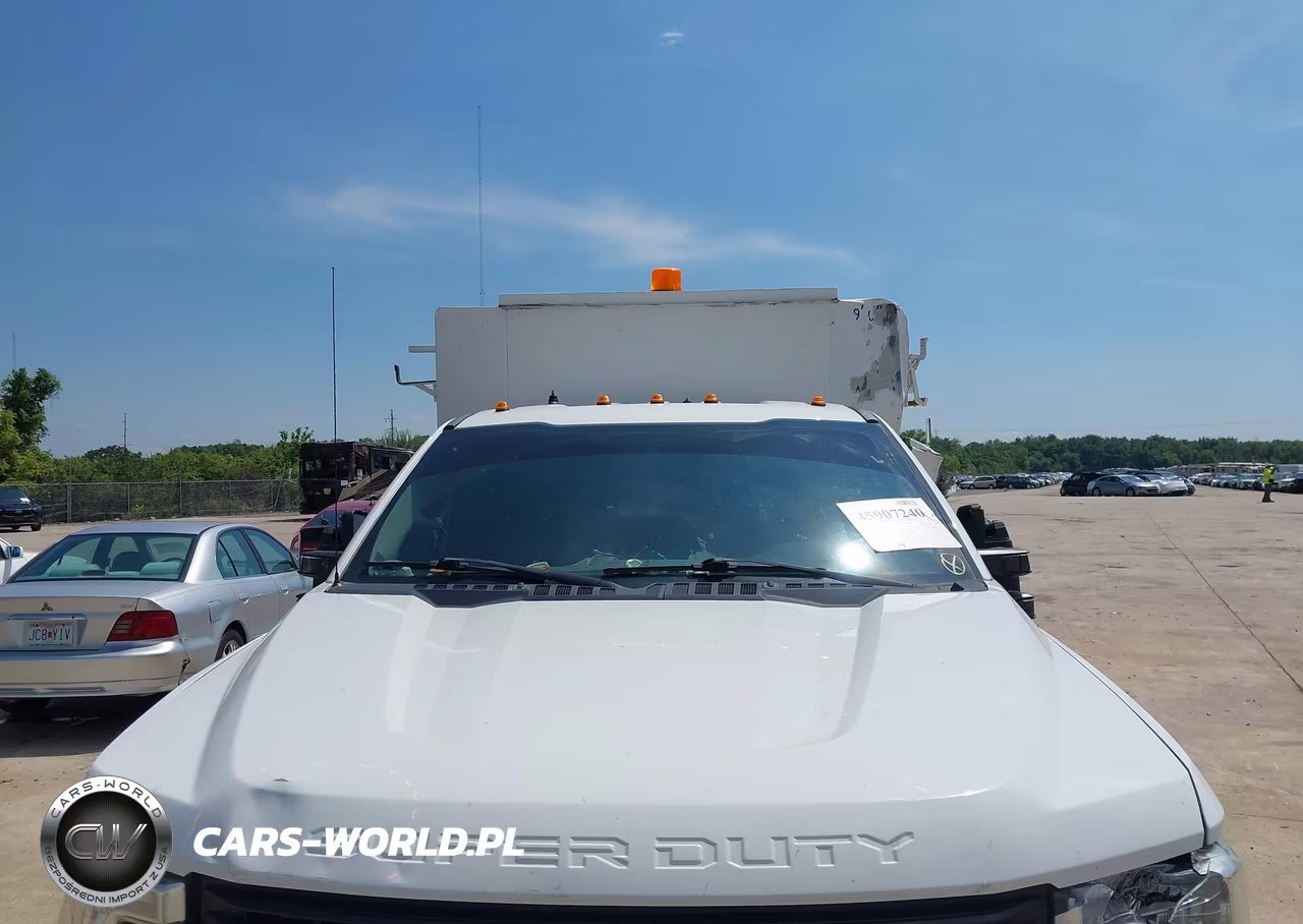 2019 Ford F-550 Chassis Xl VIN:1FDUF5HT2KEF70823 - 13